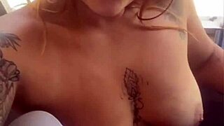 Fiz uma chamada de video no apartamento do cara que eu acabei de conhecer no final dei um presentinho pra ele 😏