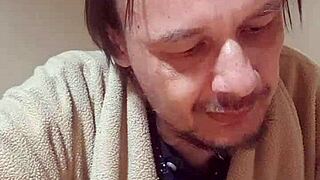 in a mature twist, un amore di angelo unfolds its captivating story in chapter 00