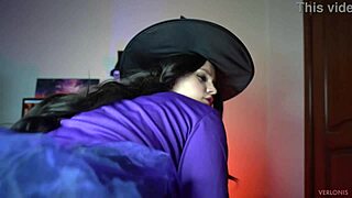 i-i want to bounce my tight pussy on that big cock for halloween - verlonis