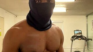 Intense workout targets neck and shoulders for California bodybuilder ladies