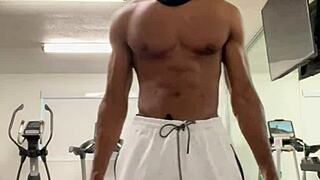 Intense workout targets neck and shoulders for California bodybuilder ladies