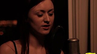 Housesitting sparks deep emotions as Jessica Bangkok and Alyssa Reece bang with intense lesbian desire