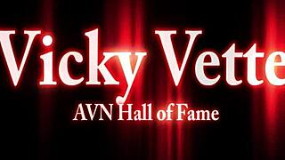 Lots of pussy juice from Maxine X