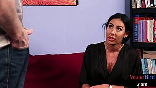 Voyeur CFNM Amateur Milf Seduces Wanker