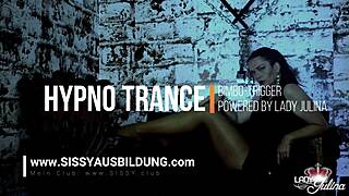 Chatting about sissy bimbo hypnosis triggers in German trance sessions