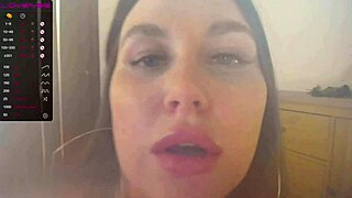 Bold Domi Vibrator Ass Squirting