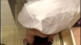 Oh No, This Horny Wife Gives in to Afternoon Lust and Cheats Again!