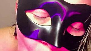 Madrastra puta mexicana en usa es una latina infiel se masturba y se graba para los amigos de su hijastro full on sheer xred.