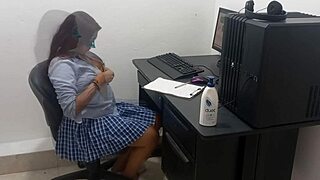 Hey, I'm just 18 and studying computer classes in skimpy clothes because it's so hot right now
