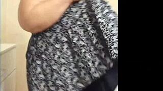 Chubby Busty Wife Fingers Fat Pussy In Homemade Solo Session With Big Ass Shaking