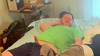 Homemade amateur ebony next door neighbor came over to fuck in bedroom! 🔥