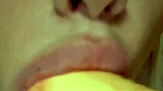 Sweet emotions from elzakom's cute pussy play