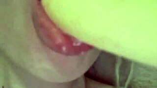 Sweet emotions from elzakom's cute pussy play