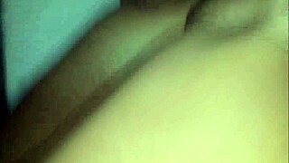 Hey, watch this amateur milf get her shaved pussy fucked hard! 😏