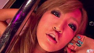 Skillful Japanese Stripper Kurea Muto RIDES Dick