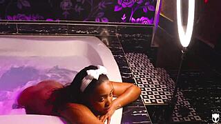 Jacuzzi Hints At Steamy Ffm With Ebony And Khalessi 69