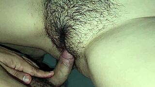 ХХХ секс в гостиной с моей невесткой