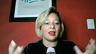 conto unfolds as a simple narrative tale