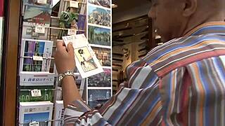 Amateur milf deepthroats big cock for cumshot and facial