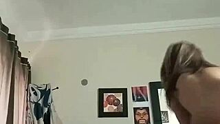 le destrozo el culo a mi amiga, spanking that curvy latina ass 😈🍑