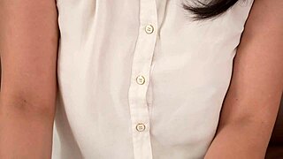 japanese milf masturbates with a vibrator for solo pleasure!