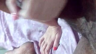 Ela gosta de chupa tudo até tira leite da rola?