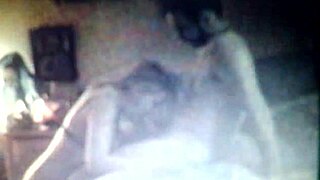 Girlfriend bangs another dude in blowjob threesome while boyfriend films