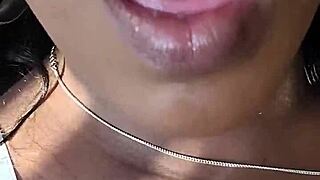 Gabi de Ribeirão Preto ENJOYS a Morning Solo Masturbation Session