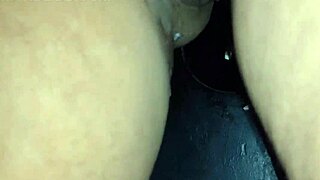 Adoro Chupar Um Pau Preto No Gloryhole Fiquei Com Tanto Tes�o Que Dei At� O Cu Pra Ele