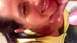 mi amiga draws me in with her amateur charm