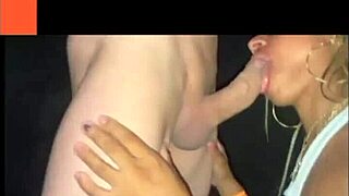 Esposa Dando pro Amigo do Corno na Praia com Cumshot and Public Flashing!