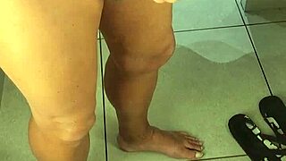 Raw Branlette Dans Une Cabine Dessayage With Handjob Masturbation Flashing Outdoor Public Solo Action