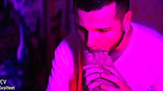 Oh yeah, worship my big ass during foot sex with this BBW girlfriend.