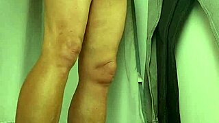 Raw Branlette Dans Une Cabine Dessayage With Handjob Masturbation Flashing Outdoor Public Solo Action