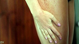 Hot 18+ teen twerking and fucking wildly!