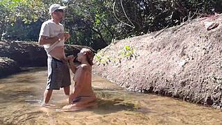 Transei com o caseiro do sitio big ass crossdressing