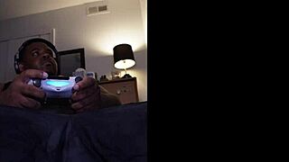 Gamer indulges in chubby solo handjob close-up