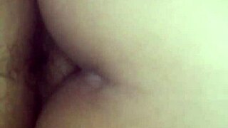 Otaku girl from salon teases in amateur style