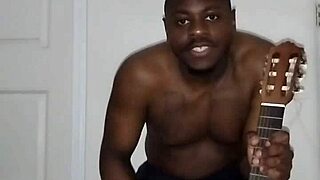 Continuing Singing And Dancing For Free 4