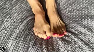 footfetish i beg you to cum on my feet please