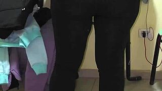 Oh damn, fucking the cleaning lady hard 😈