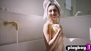 Petite natural Yana West poses naked exposing amazing body