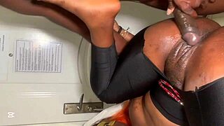 table sex with this muscular babe is the best, her big tits and screams 😍