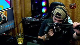 i mean, mari ávila got totally naked on the podcast and stripped everything off