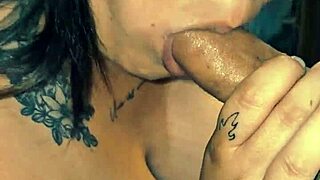 plus-size beauty cums hard