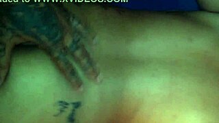 VIZINHA SAFADA LEVANDO VARA GRANDE!