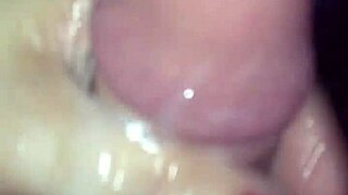 red nail hand, want some cum?