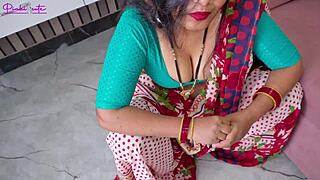 Indian Stepmom Swallows Facial Cum After Sloppy Blowjob On 18yo Stepson!