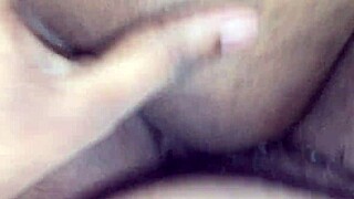 gf's SEXY GARbha DANCE leads to fingering squirt fuck in viral indian mms