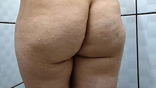 Bailey Quinn Fingers Huge Pussy Lips In Bath Ep03!